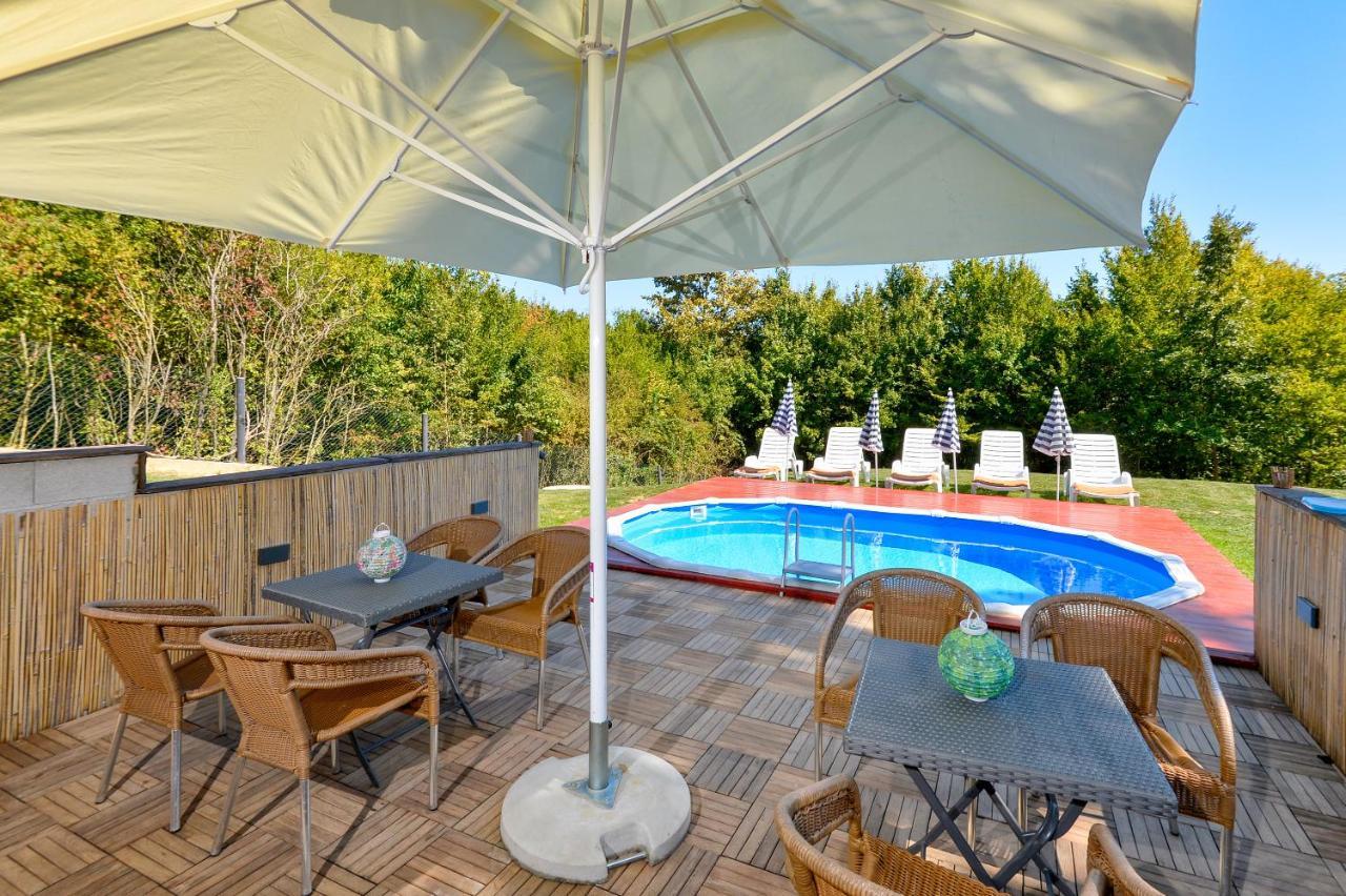Sveti Ivan Zelina Jungle House With Private Pool And Hot Tubヴィラ エクステリア 写真