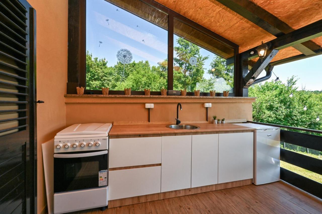 Sveti Ivan Zelina Jungle House With Private Pool And Hot Tubヴィラ エクステリア 写真