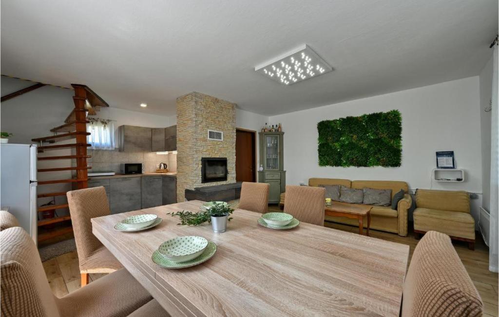 Sveti Ivan Zelina Jungle House With Private Pool And Hot Tubヴィラ エクステリア 写真
